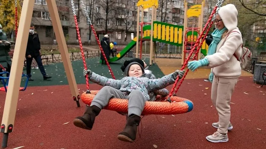 В одном из дворов подмосковного Реутова появился первый мини‑сквер