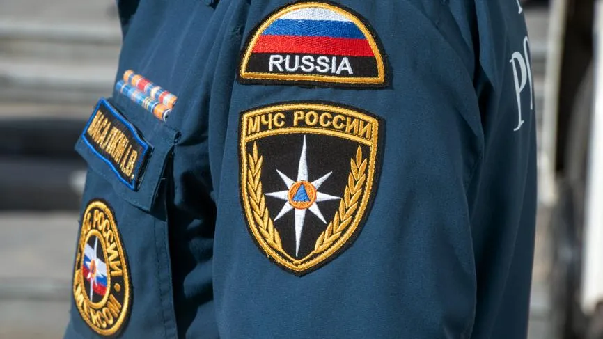 Влюбленная пара чуть не умерла, сорвавшись с крутого склона горы в Тыве