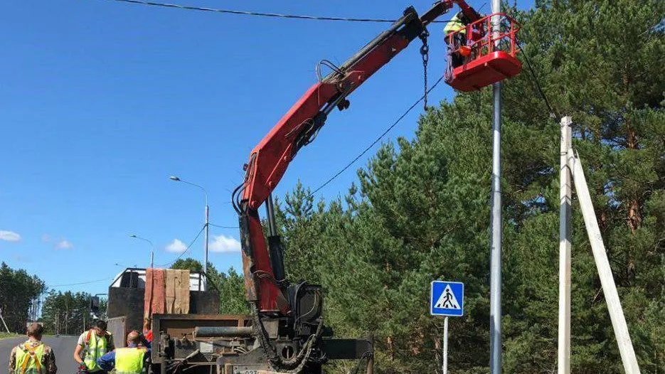 На 120 участках дорог Подмосковья завершили II этап строительства линий освещения