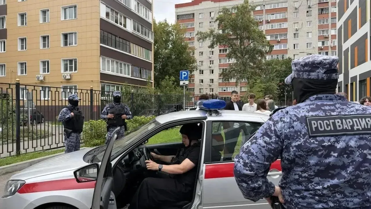 Росгвардия провела уроки безопасности для школьников Подмосковья