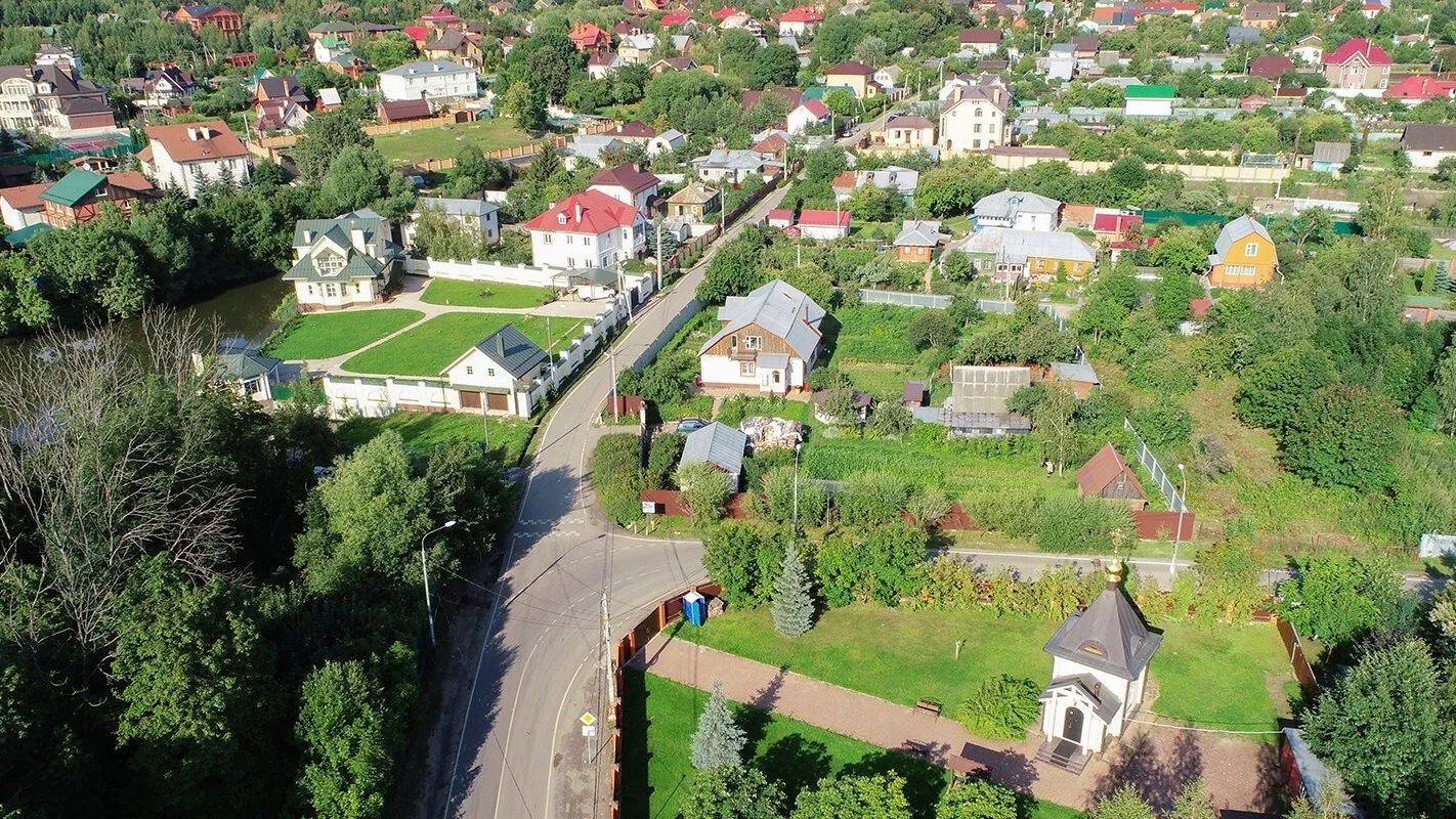 Москва построит более 46 км дорог к дачам в Подмосковье