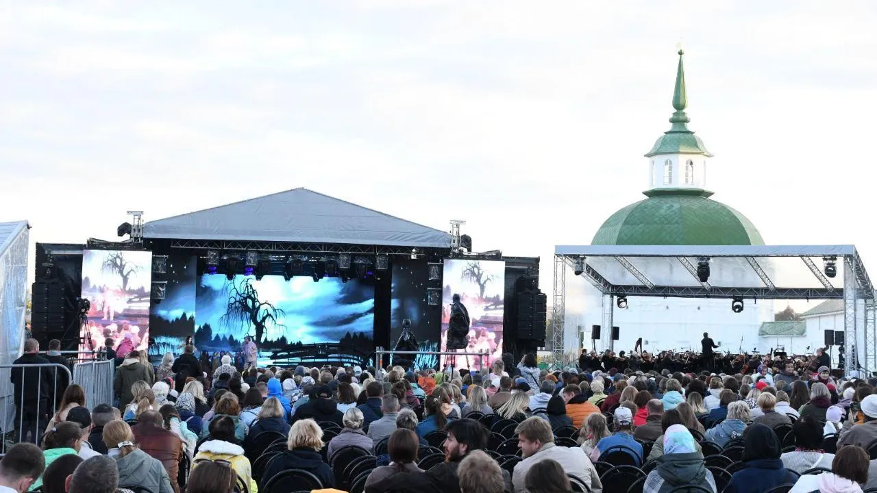 Более 2 тыс человек посмотрели оперу «Садко» у стен лавры в Сергиевом Посаде