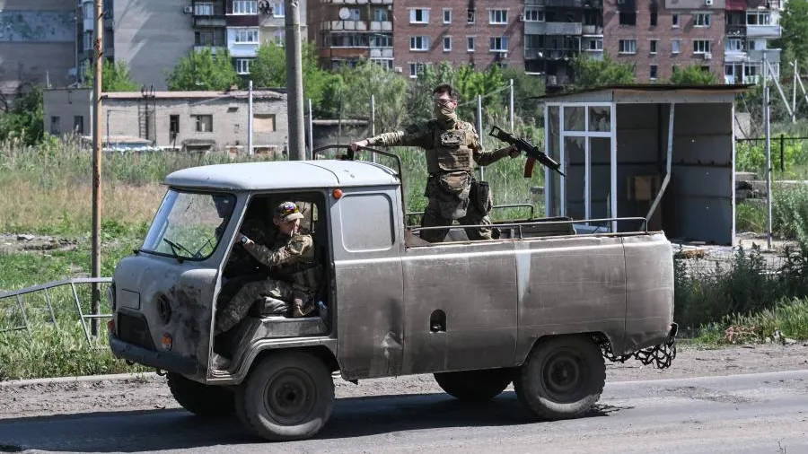 Боец Вахрушев рассказал о спасении людей при освобождении Новоураинки в ДНР