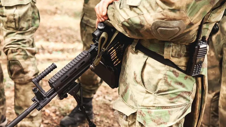 США возобновили поставки оружия Украине для переговоров с Россией — политолог