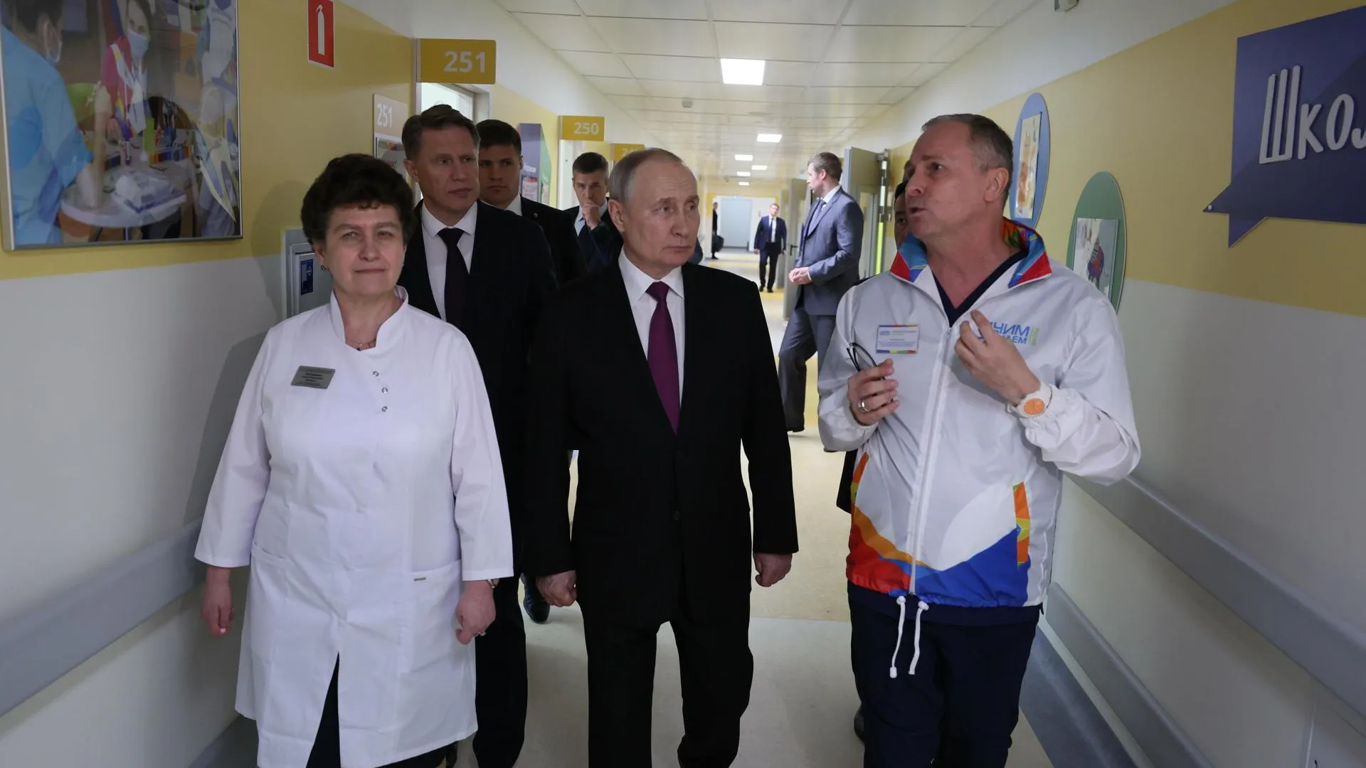 Путин прибыл в детский реабилитационный центр в Подольске