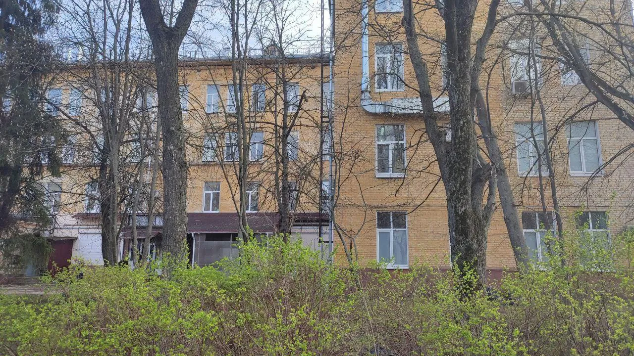 Дзержинская больница приглашает на работу специалистов