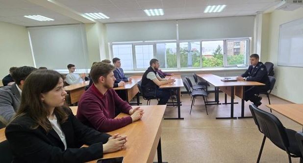 В Красногорске прошла профориентационная встреча студентов-выпускников с сотрудниками МВД
