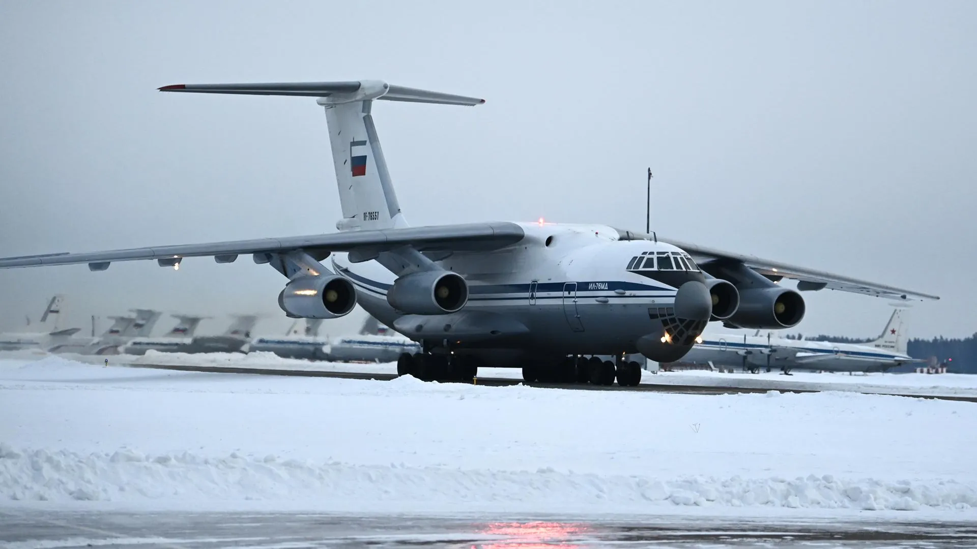 Седьмой самолет с российскими миротворцами прибыл из Казахстана в Подмосковье