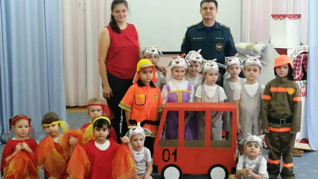 Воспитанникам детсада в Подольске рассказали, как действовать при пожаре