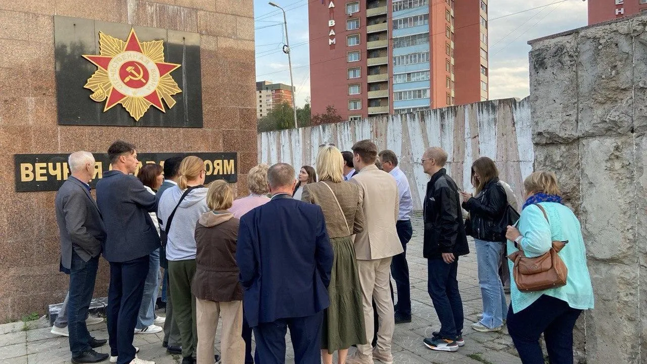 В Лобне стартовала реконструкция памятника «Зенитное орудие»
