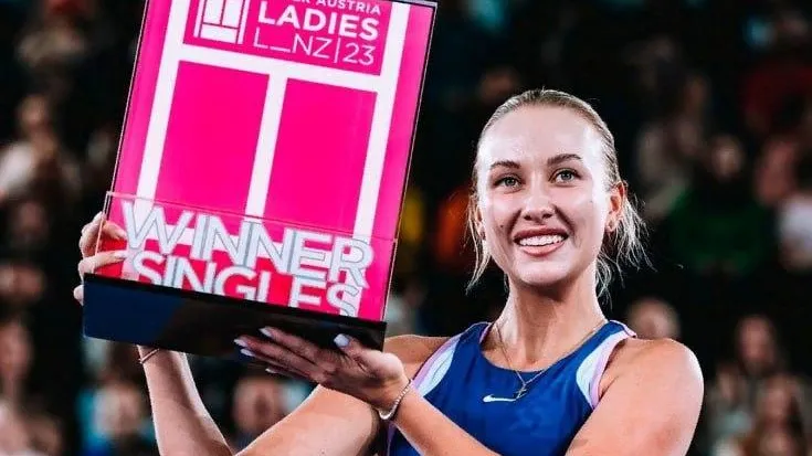 Подмосковная теннисистка Потапова выиграла титул WTA в одиночном разряде в Австрии