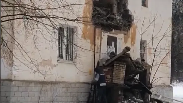 Балкон и часть дома обрушились в подмосковной Коломне