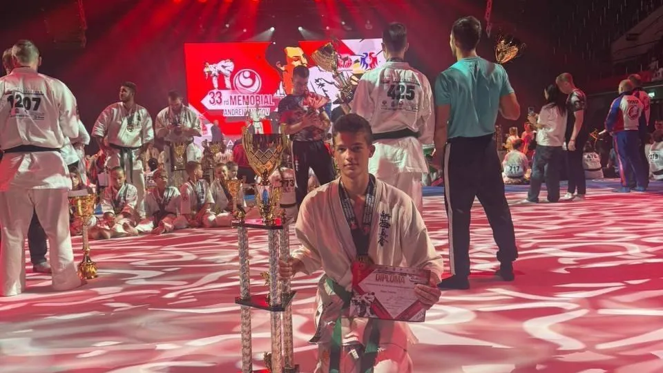 Спортсмен Щелкова стал чемпионом на международном турнире по киокусинкай