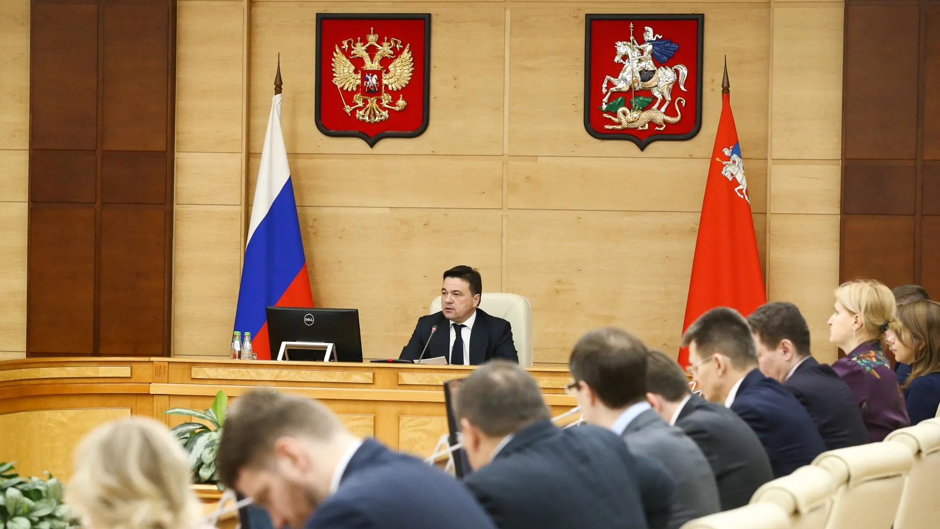 Воробьев поручил уделять внимание предоставлению льгот для многодетных семей