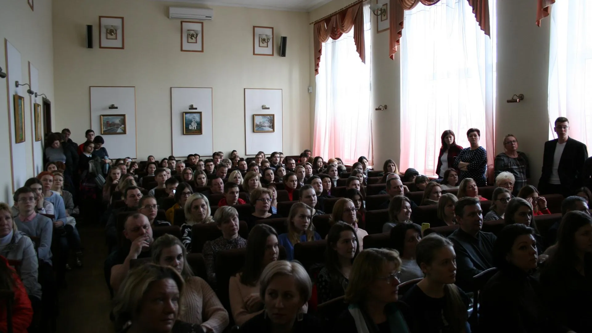 110 выпускников посетили день открытых дверей управления Роспотребнадзора по Подмосковью