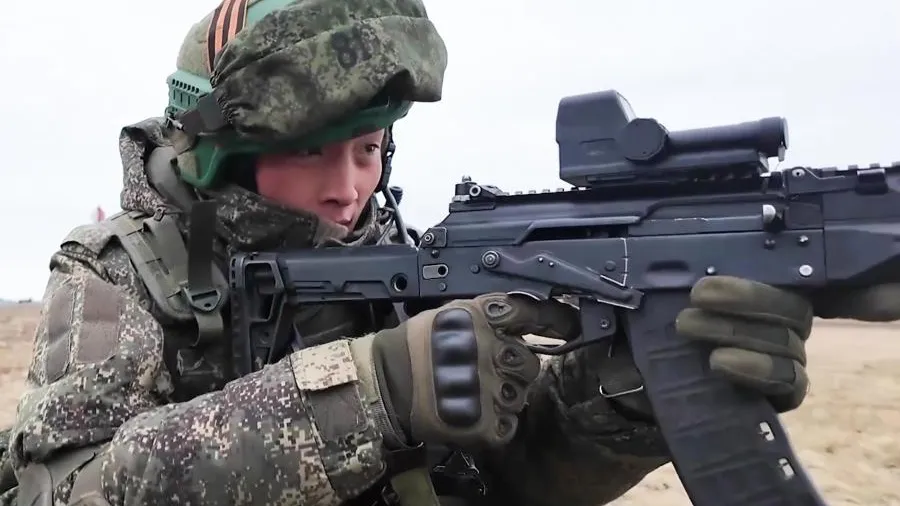 Стало известно об отправке Ким Чен Ыном тысяч новых военных в Курскую область