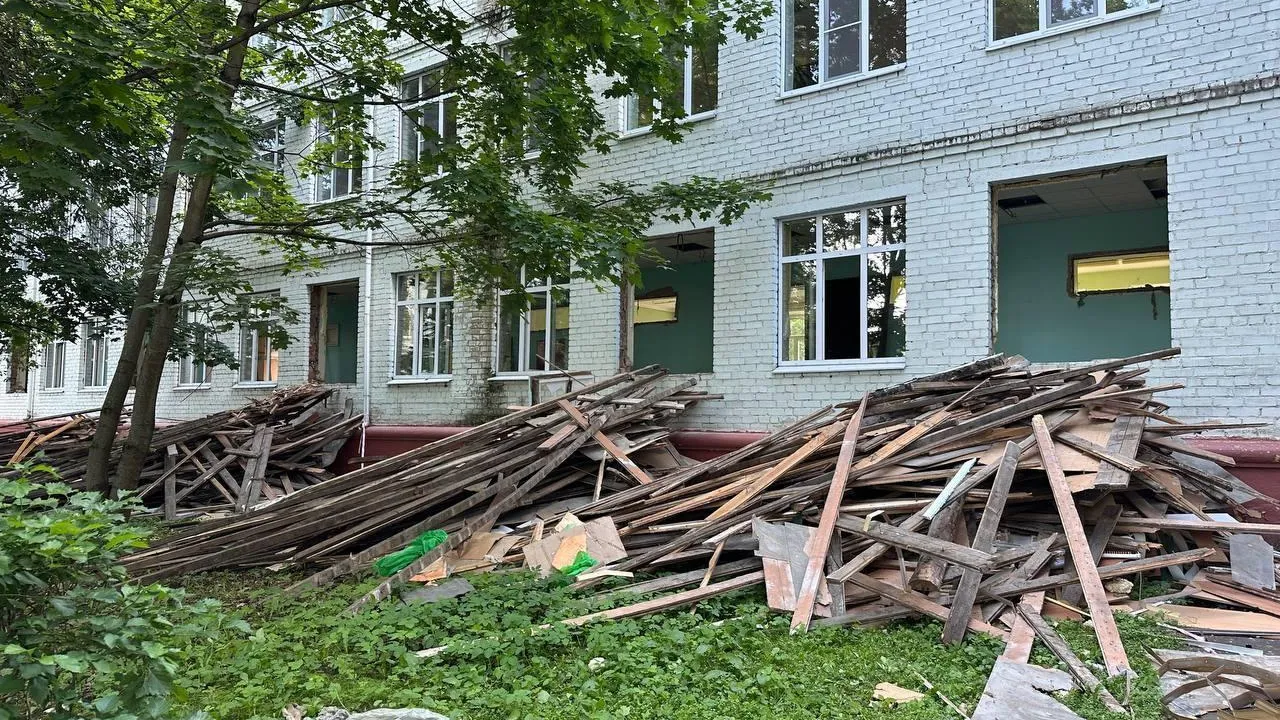 В Лобне в рамках Народной программы отремонтируют одну из городских школ