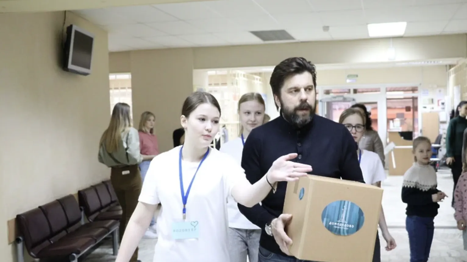 Гуманитарную помощь жителям Донбасса собрали в школах Домодедова