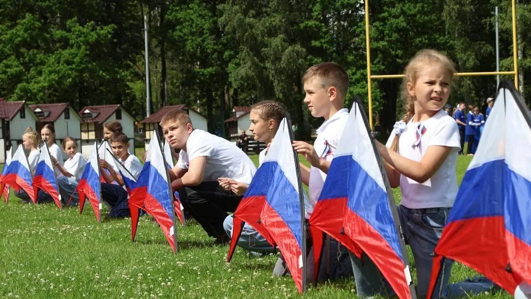 Флешмоб, приуроченный ко Дню России, прошел в ступинском парке