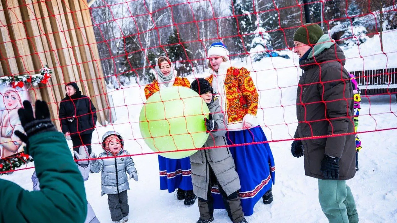 Более 9,5 тыс человек приняли участие в Дне зимних видов спорта в парках Подмосковья