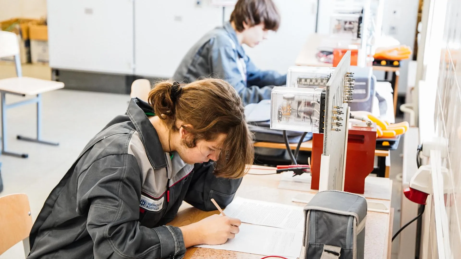 В Шатурском энергетическом техникуме прошел чемпионат «Профессионалы-2026»