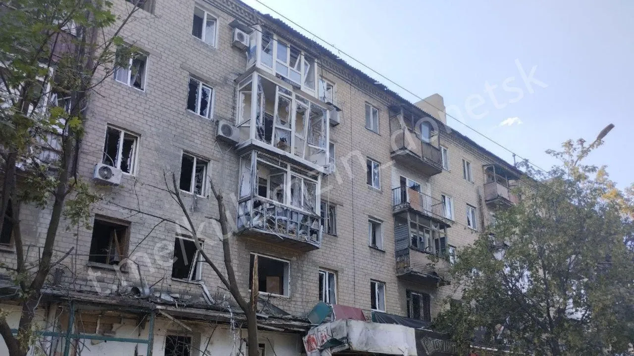 Кулемзин показал последствия обстрела ВСУ в Донецке