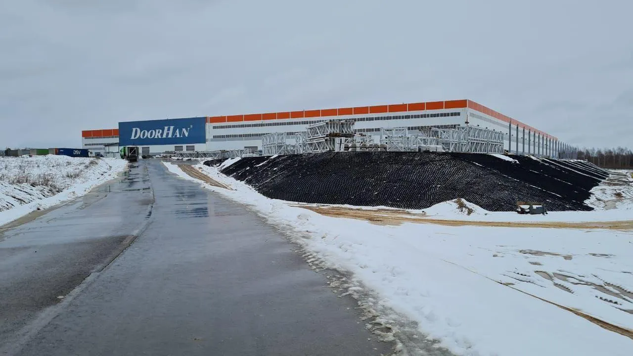 Производитель подвижных ограждающих конструкций построил завод в Подмосковье