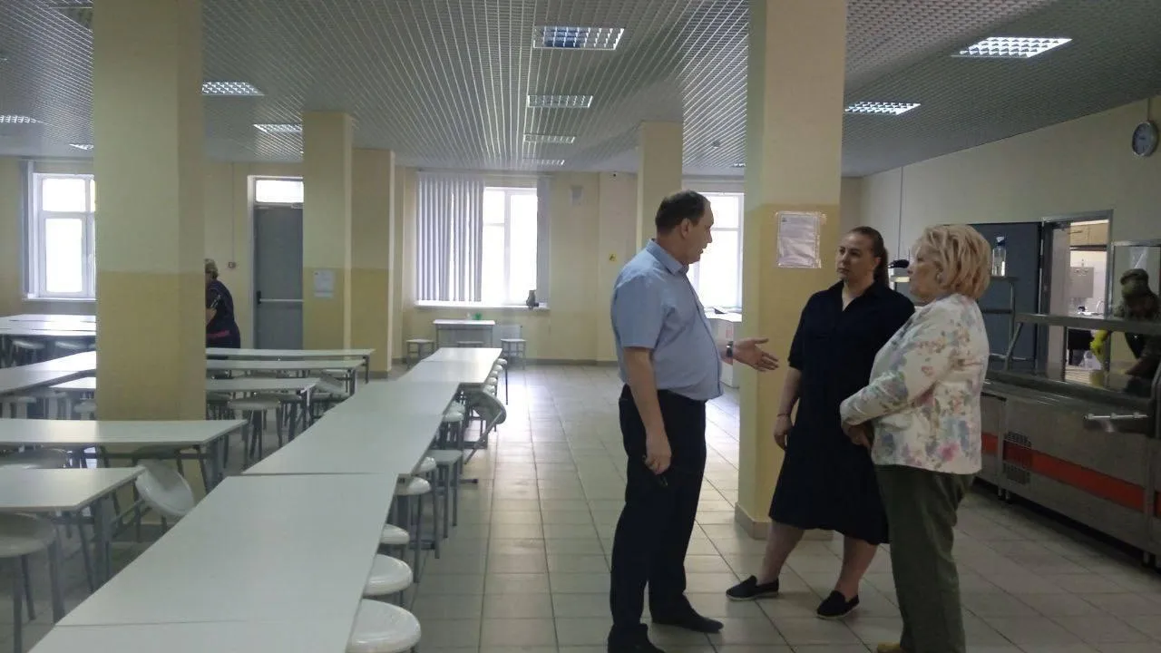 Школа № 10 в Чехове прошла проверку готовности к новому учебному году