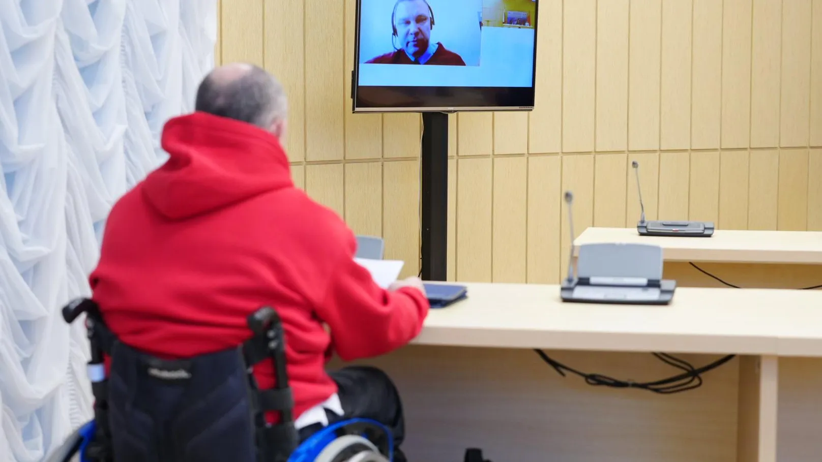 Семь инвалидов из Подмосковья получили благодарственные письма депутата Госдумы