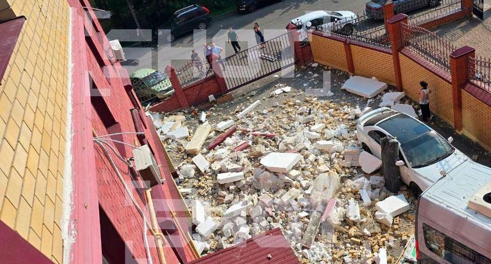 Взрыв произошел в многоэтажке в центре Курска