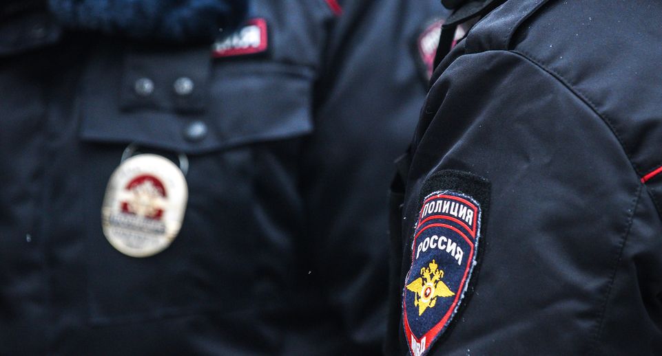 Полицейские помогли эвакуироваться более 50 жильцам из-за пожара в Балашихе
