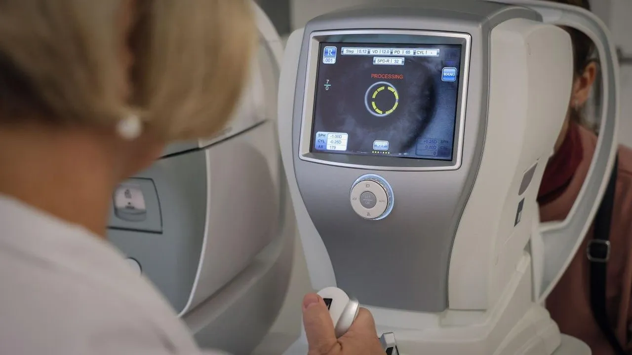 В 2026 году больницы Подмосковья получат 97 офтальмоприборов