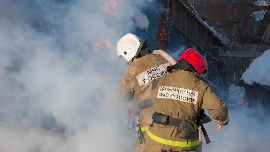 Цех по производству полистирола загорелся в Екатеринбурге