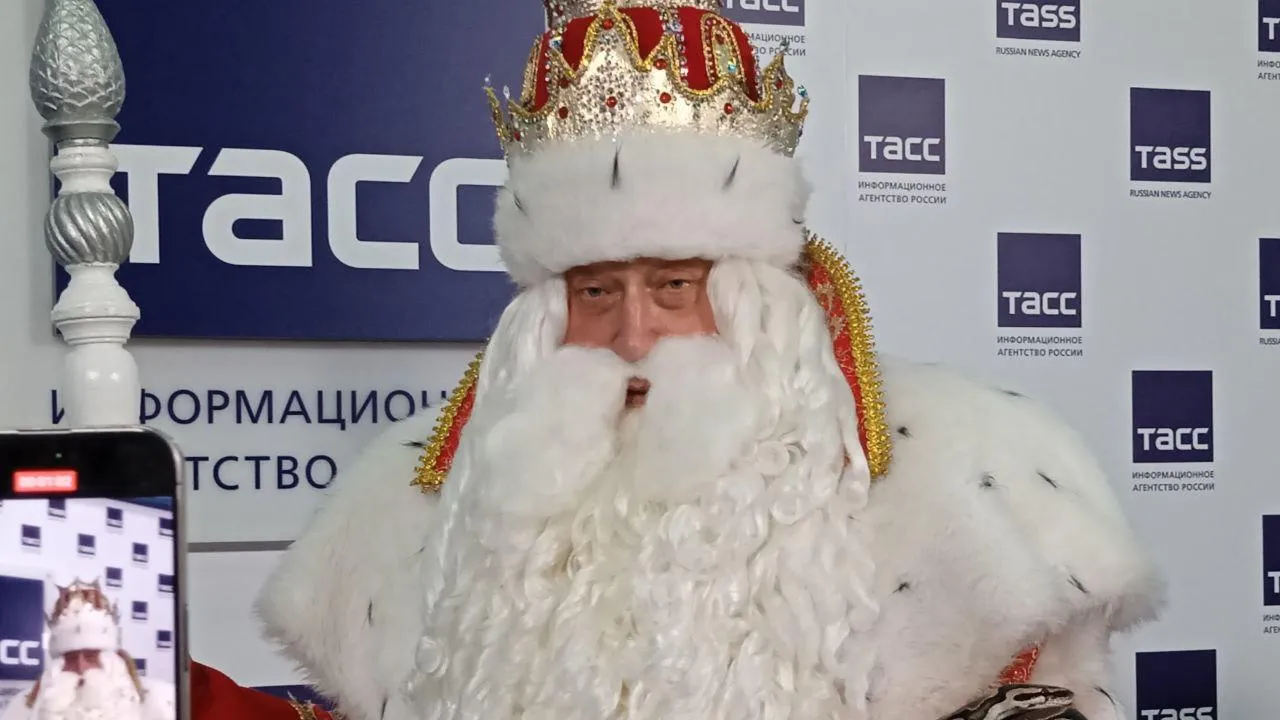 Главный Дед Мороз страны рассказал о своем зарубежном туре