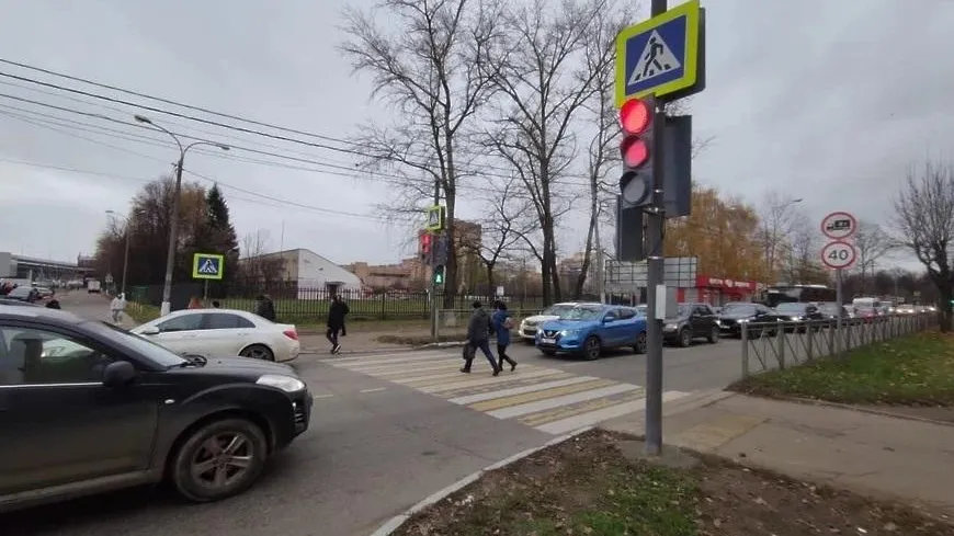 Светофор установили на Заводской улице в мкрн Климовск Подольска