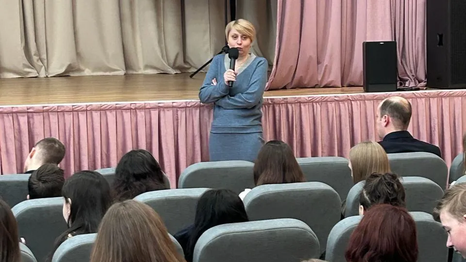 Психолог рассказала, как сформировать здоровое отношение к алкоголю у подростка