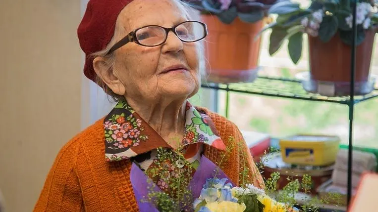 Власти Домодедова поздравили жительницу округа со 102‑летием