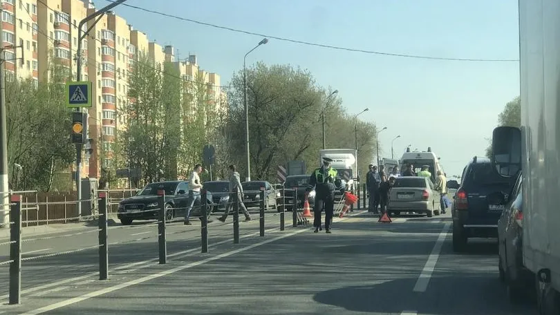 Иномарка сбила пешехода на Старосимферопольском шоссе в Подольске