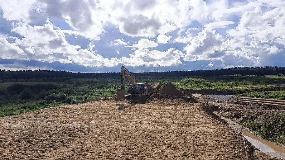 В Красногорске расширяют дорогу в Сабурове