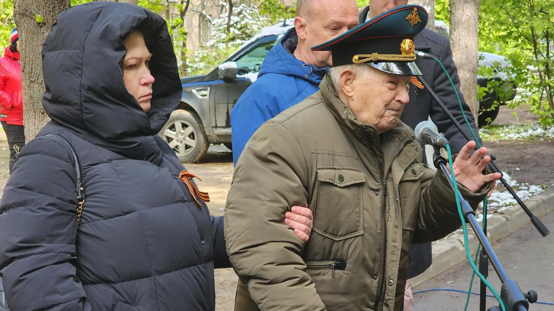 В Королеве поздравили с Днем Победы 105-летнего участника Великой Отечественной войны