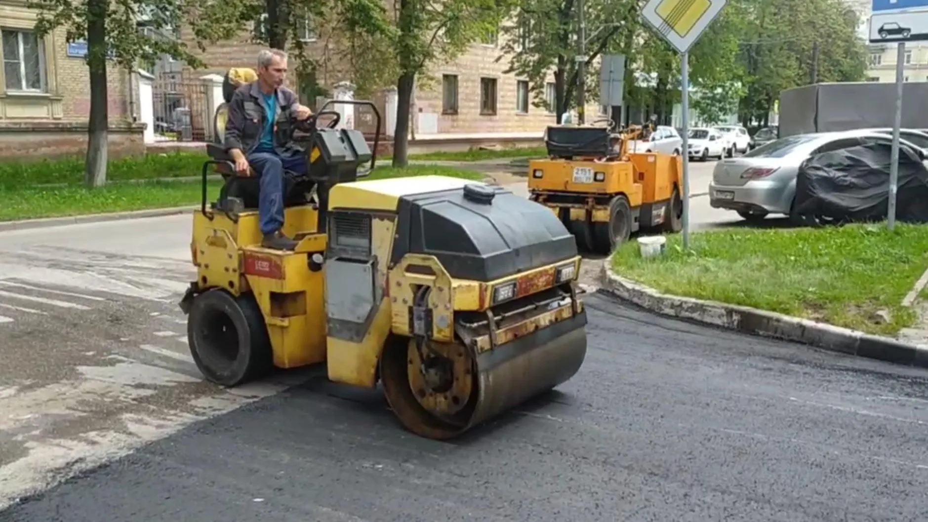 В Электростали благоустраивают двор на улице Советской