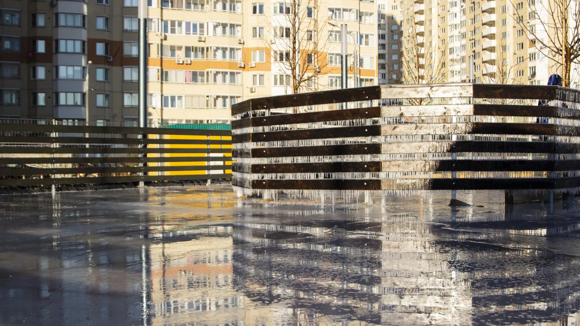 Каток площадью 1,5 тыс м заработает в Красногорске 13 декабря