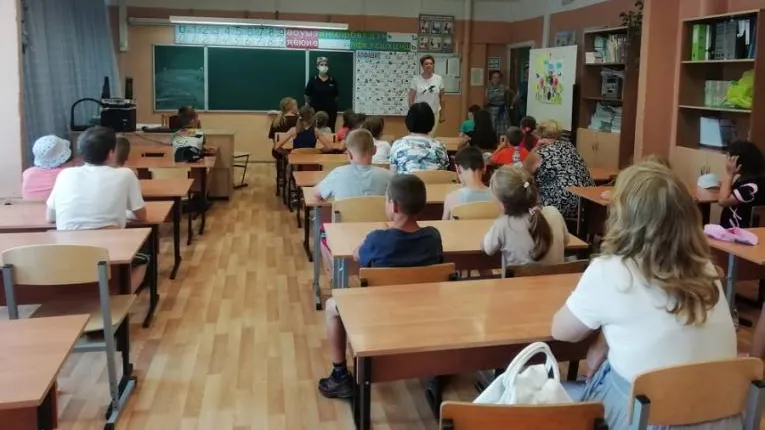 Антинаркотическую акцию провели с воспитанниками летнего лагеря в Серебряных Прудах
