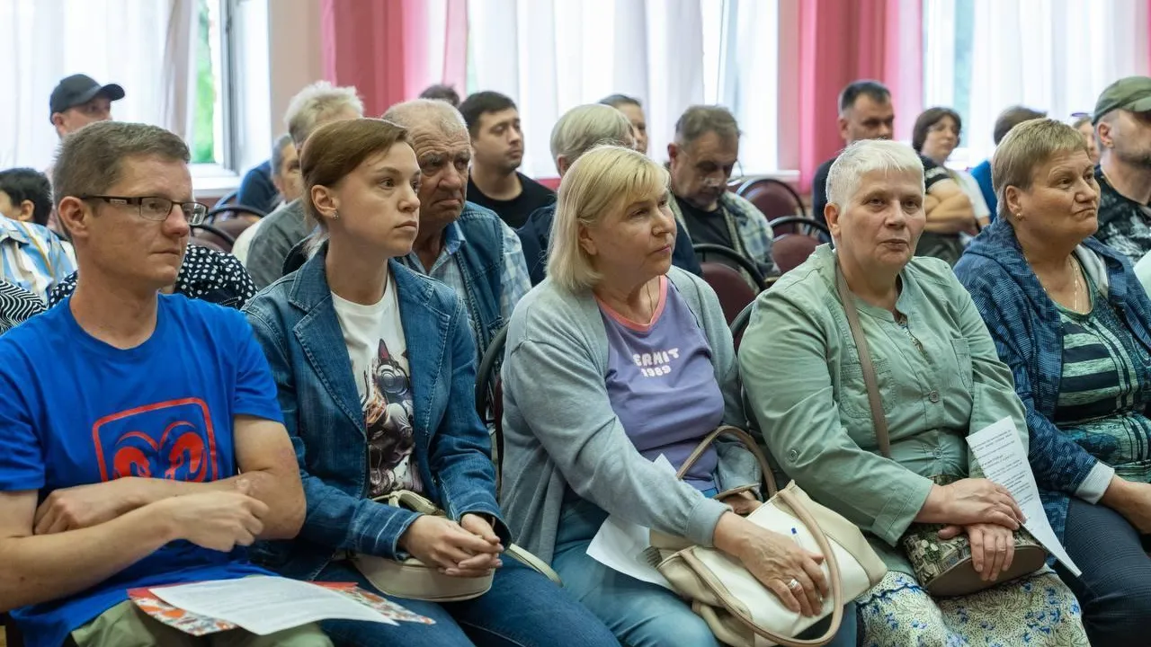 В Жуковском прошла встреча с жителями аварийного жилого фонда
