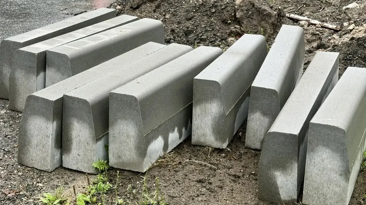 В Можайском округе строят тротуары к остановкам в Тетерино