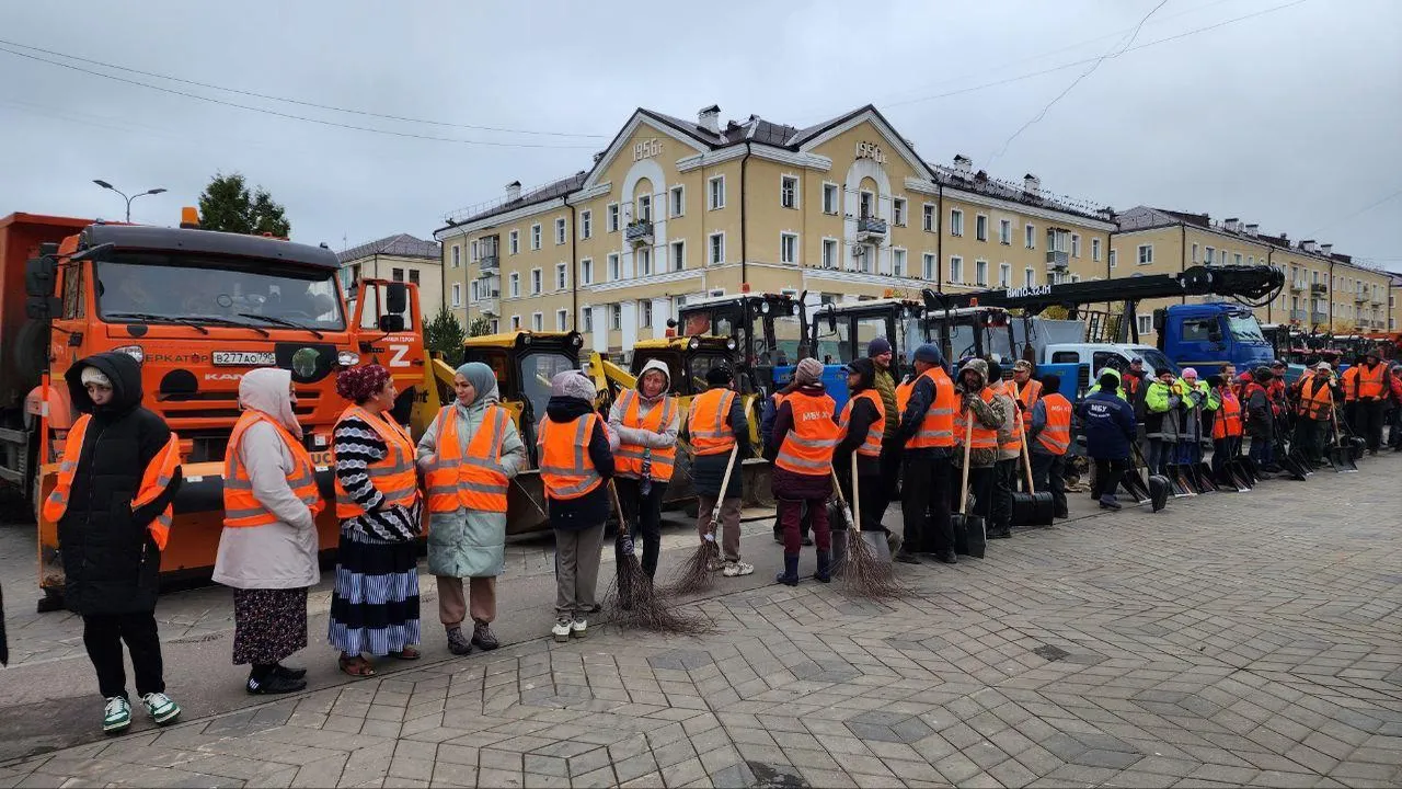 В Лосино‑Петровском проверили готовность коммунальной техники к зиме
