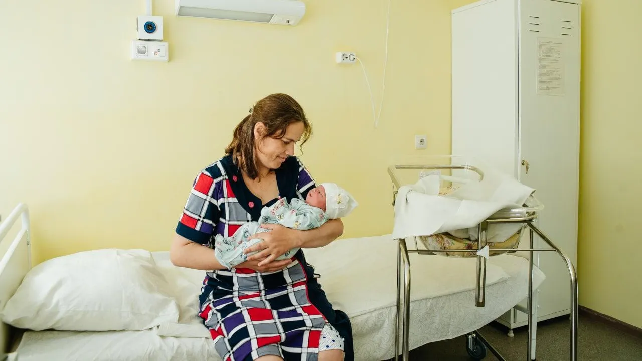 Подмосковные врачи помогли женщине родить в 12‑й раз