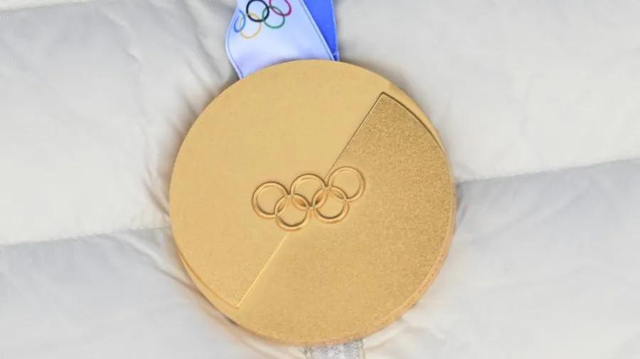 Оргкомитет Олимпиады пообещал разобраться в проблеме с поломкой медалей
