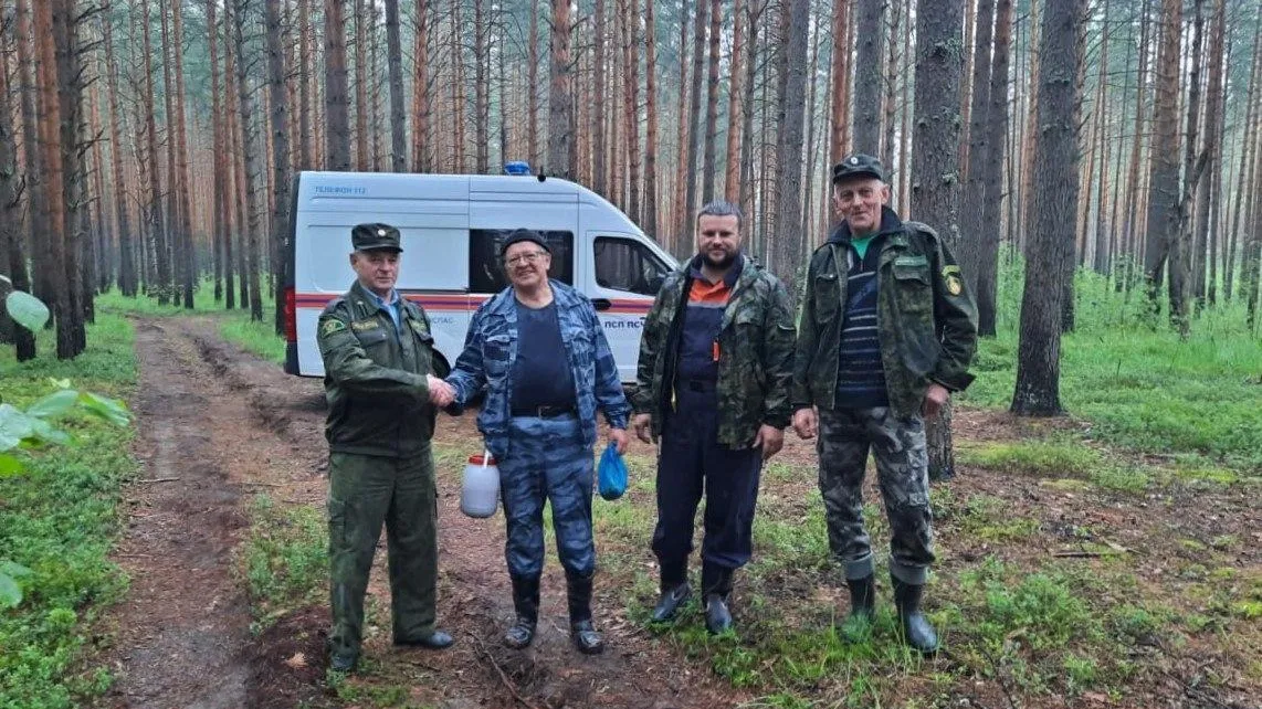 Жителям Подмосковья рассказали, как собраться в лес и что делать, если заблудился