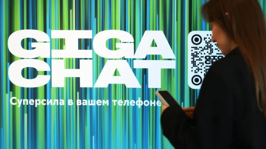 «Роскосмос» помощью GigaChat показал «рождение» звезд на «Стене в Лебеде»